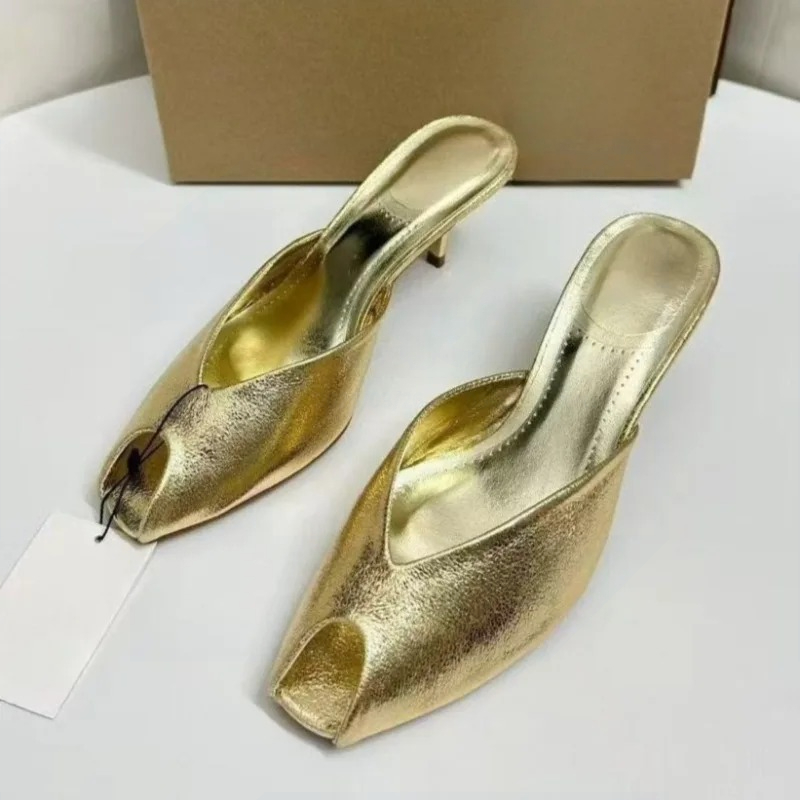 Damespumps Designer Gouden Dam - Summer Clothing Items recensie en prijs