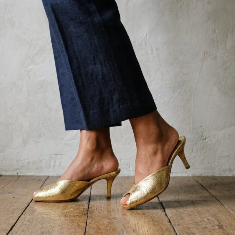 Damespumps Designer Gouden Dam - Summer Clothing Items recensie en prijs